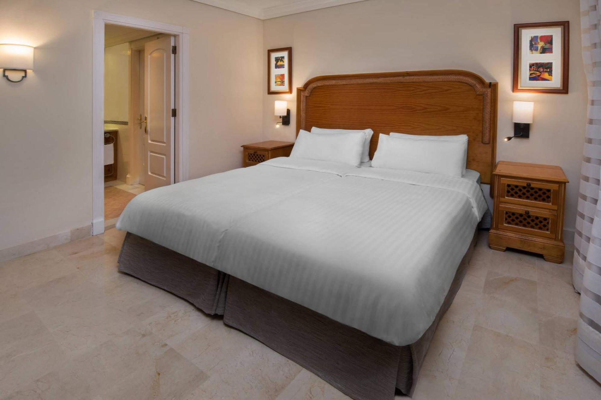 Marriott'S Marbella Beach Resort Bagian luar foto